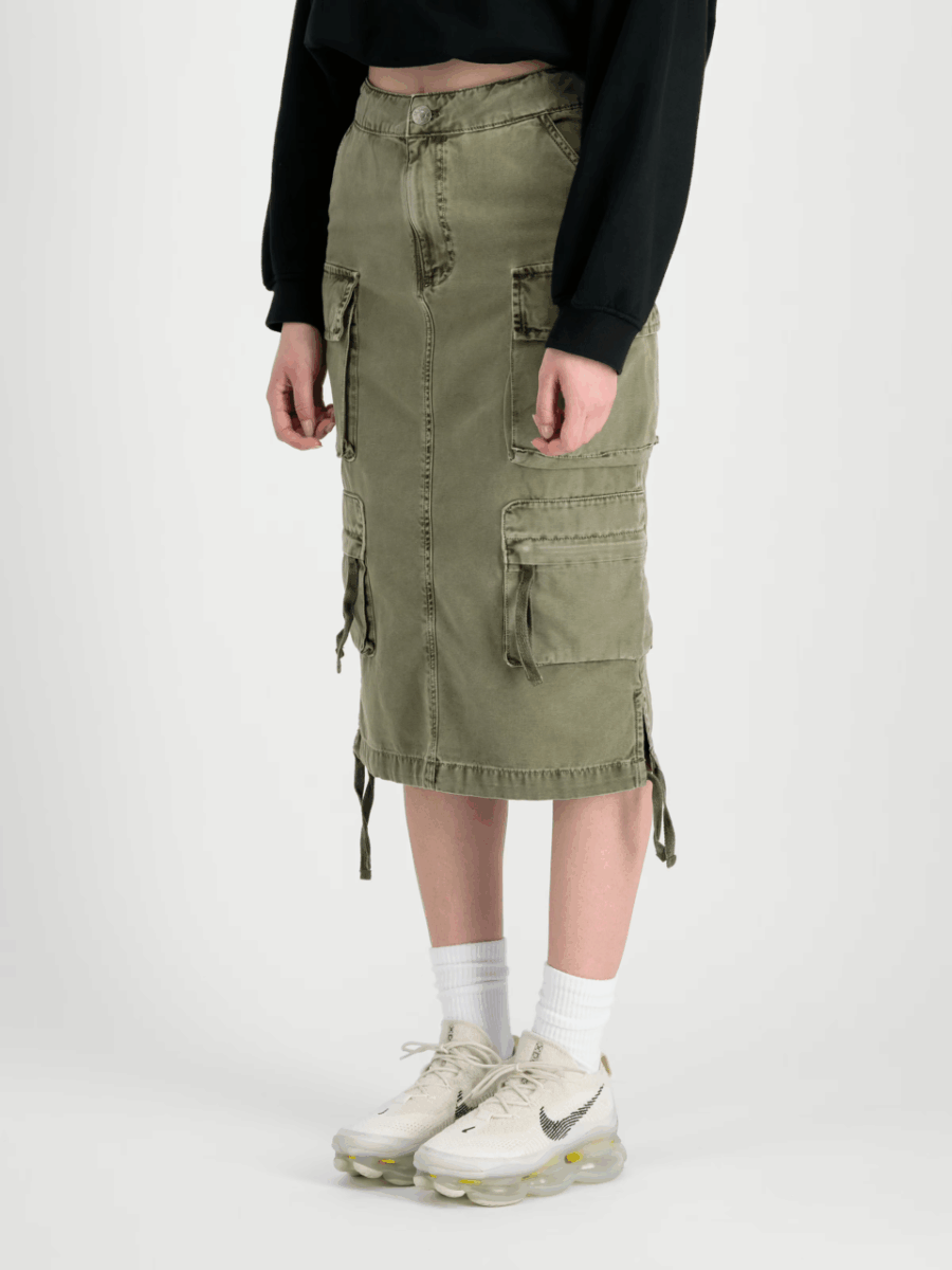 Multipocket Skirt