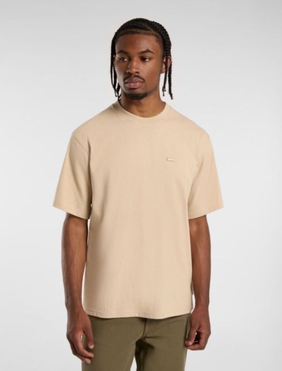 Clancy Heavyweight
T-Shirt