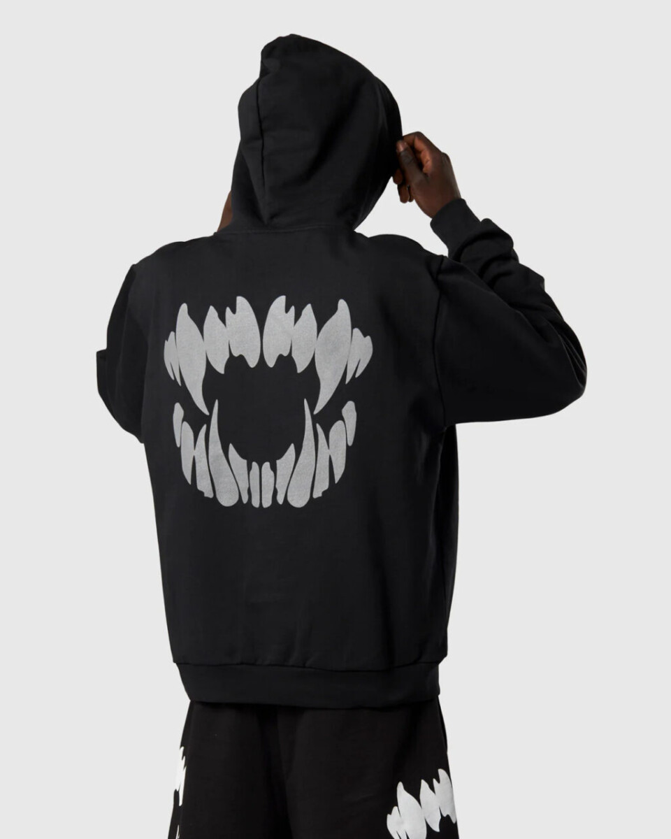 Mouth Reflect
Hoodie
